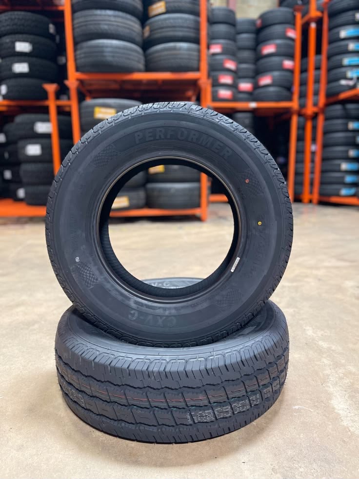 Tyre 215/60R16